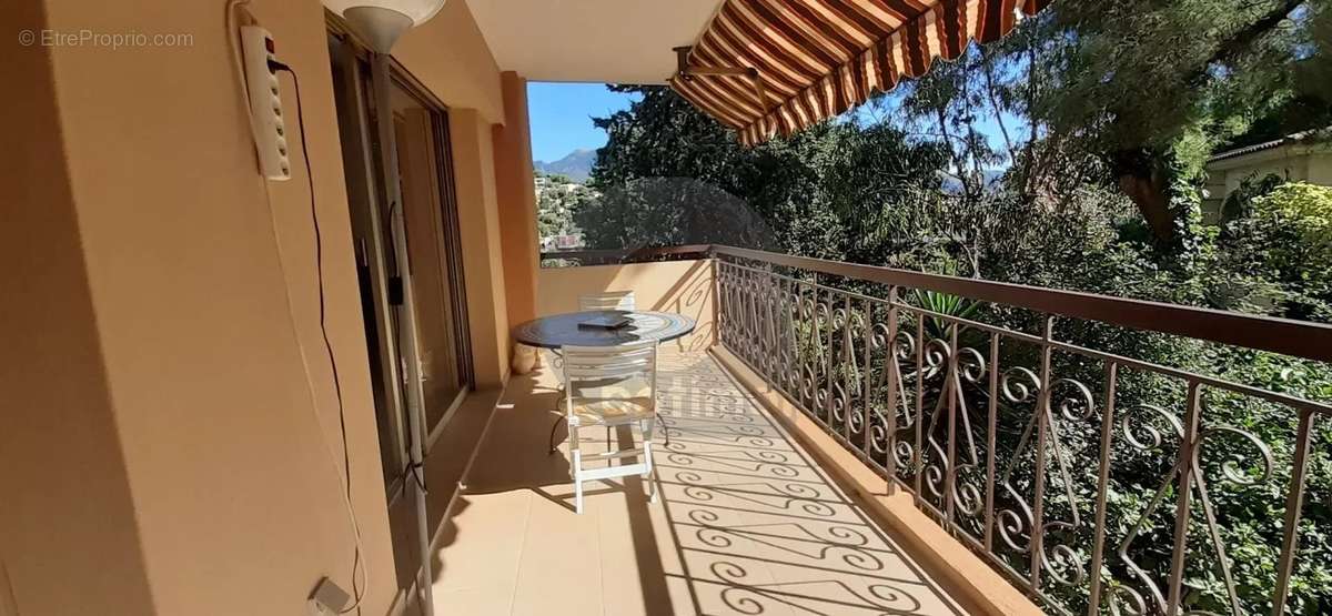 Appartement à ROQUEBRUNE-CAP-MARTIN