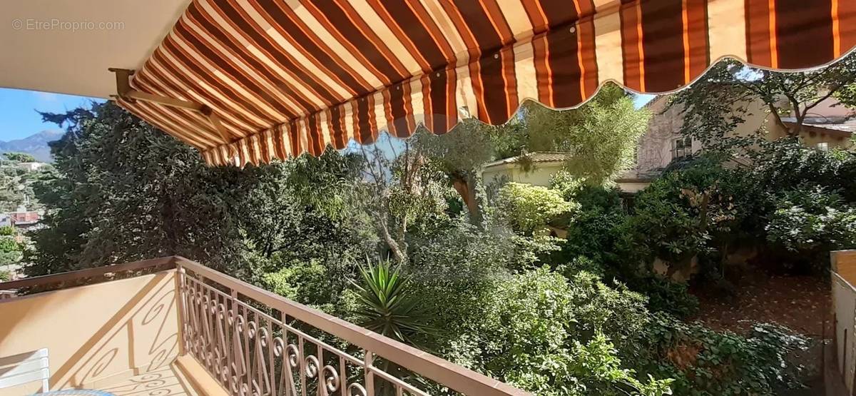 Appartement à ROQUEBRUNE-CAP-MARTIN