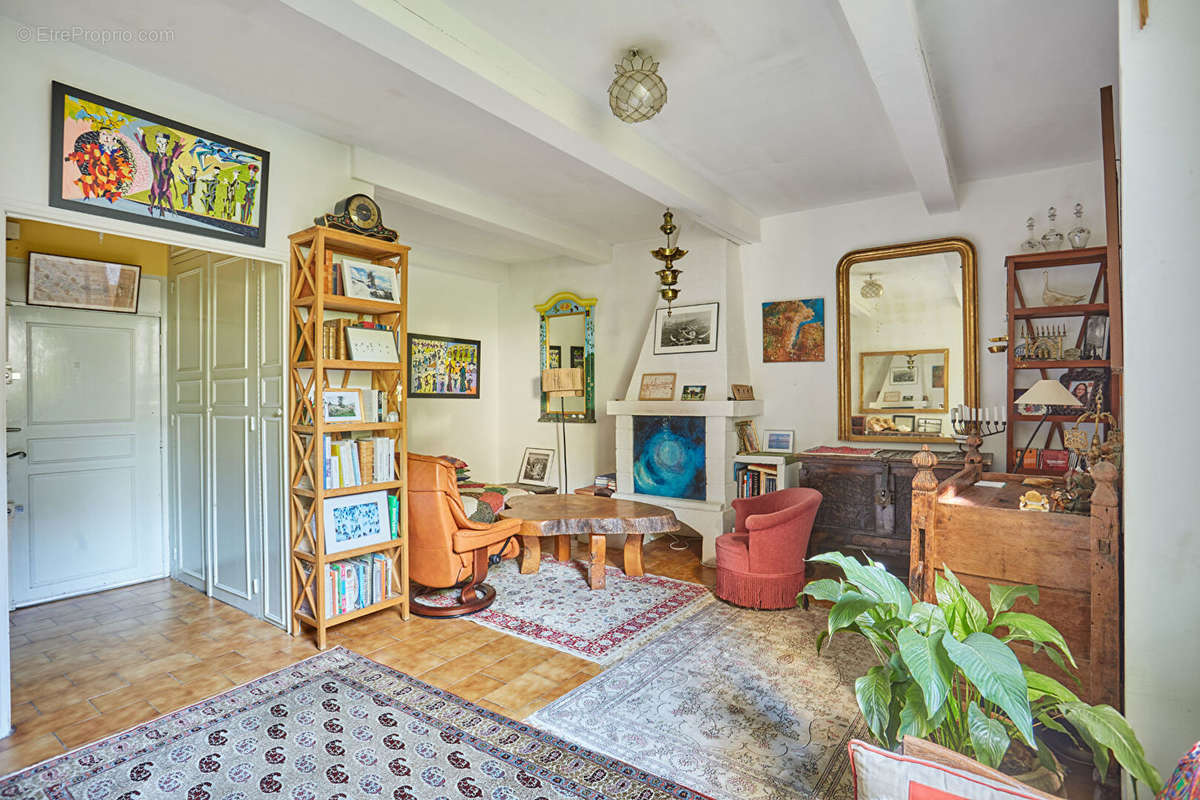 Appartement à AIX-EN-PROVENCE