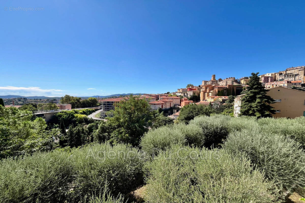 Appartement à GRASSE