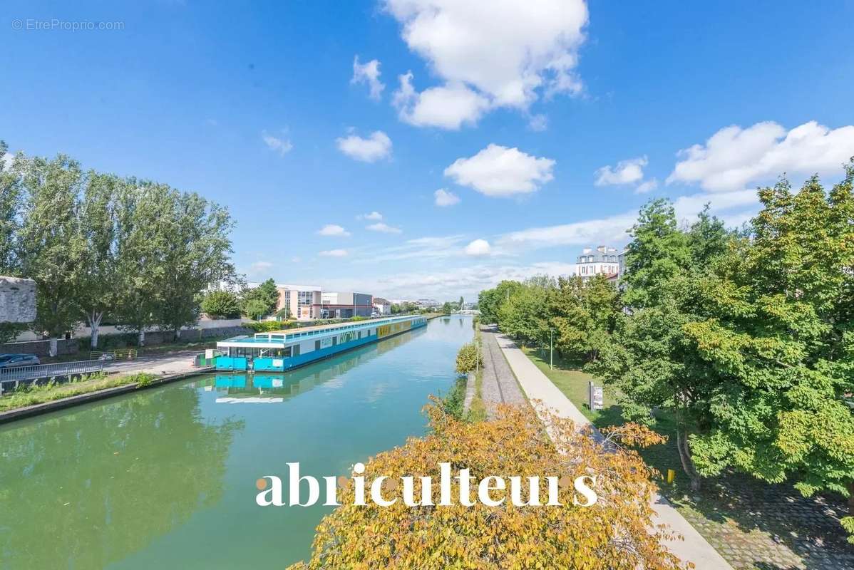 Appartement à SAINT-DENIS