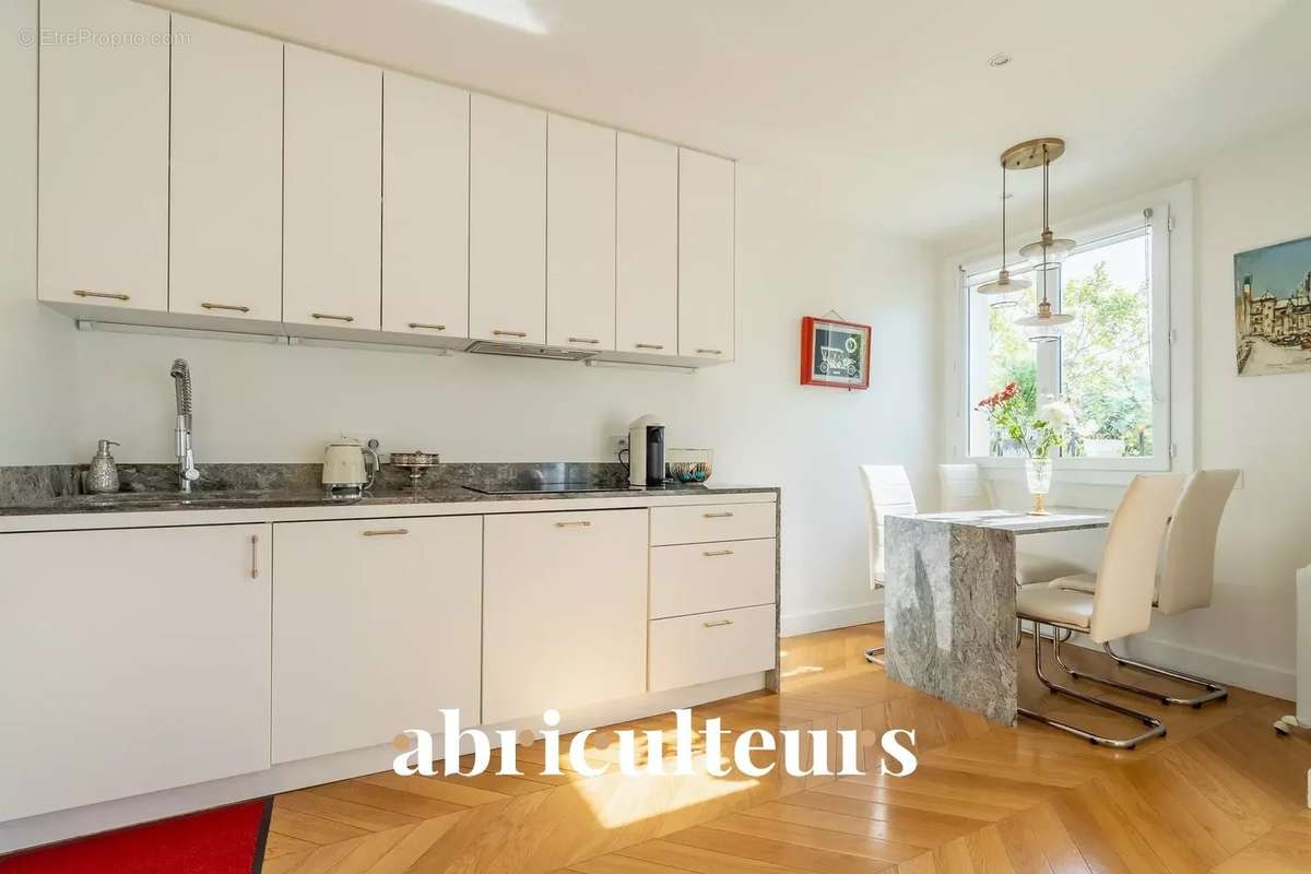 Appartement à NOGENT-SUR-MARNE