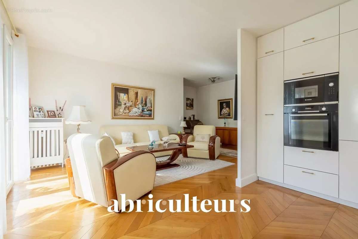 Appartement à NOGENT-SUR-MARNE