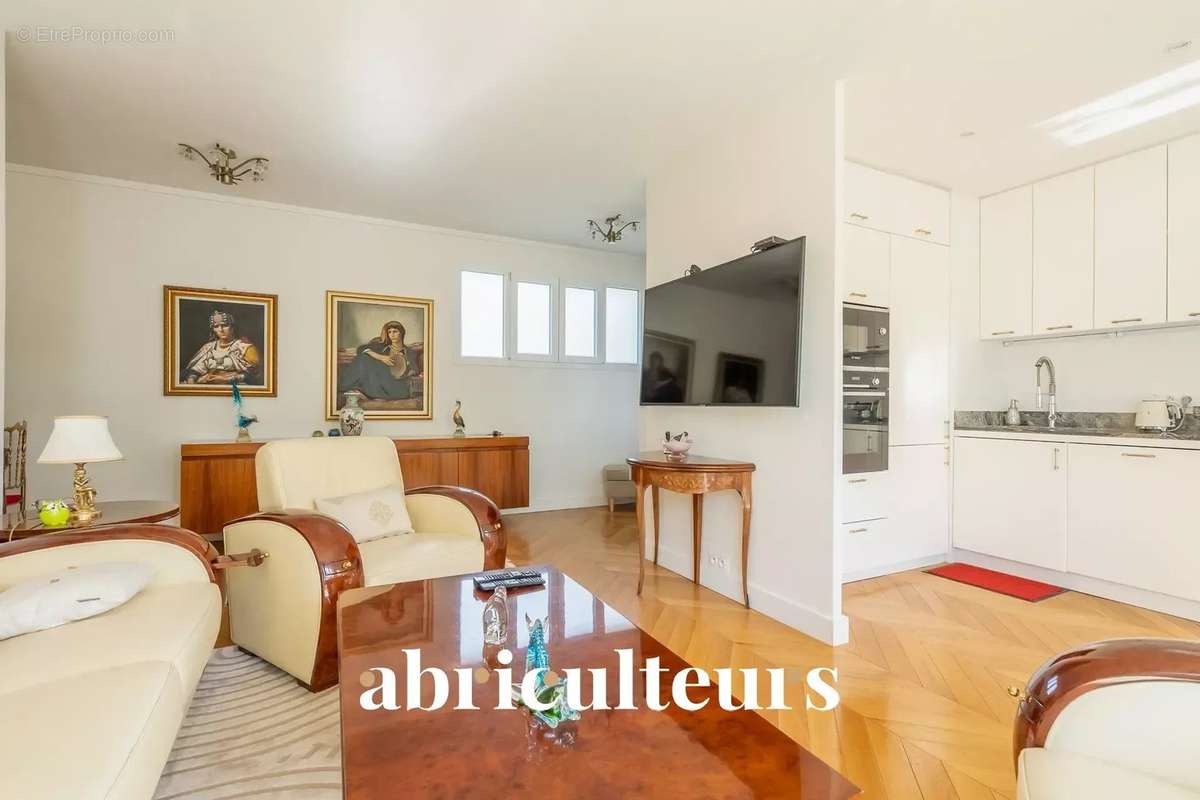 Appartement à NOGENT-SUR-MARNE