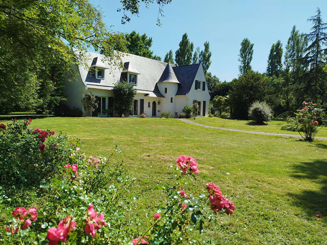 Maison à TREILLIERES