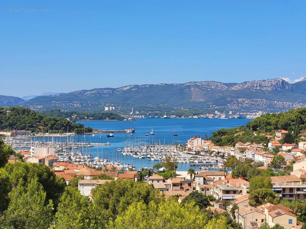 Photo 1 - Appartement à SAINT-MANDRIER-SUR-MER