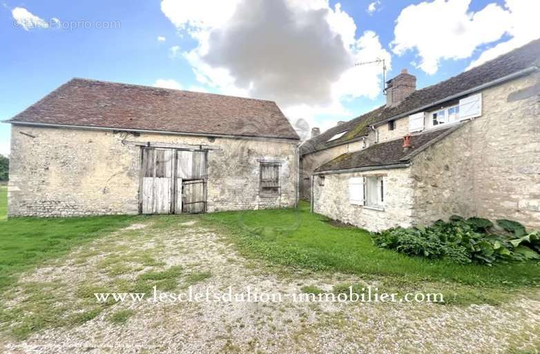 Maison à ECUELLES