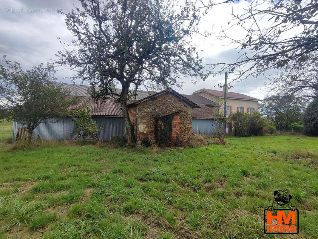 Maison à FLAVIGNAC