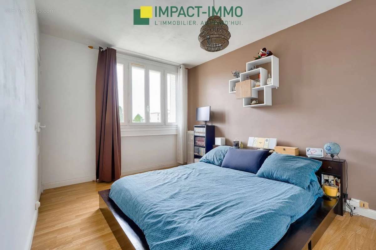 Appartement à COLOMBES