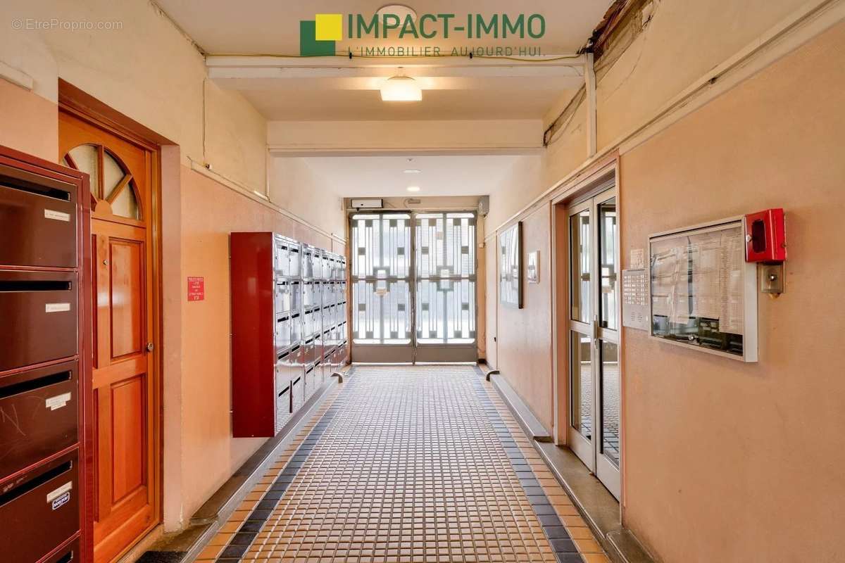 Appartement à COLOMBES