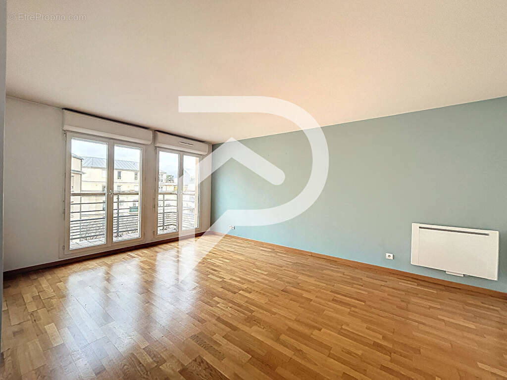 Appartement à SURESNES