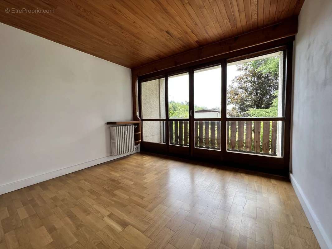 Appartement à CRAN-GEVRIER