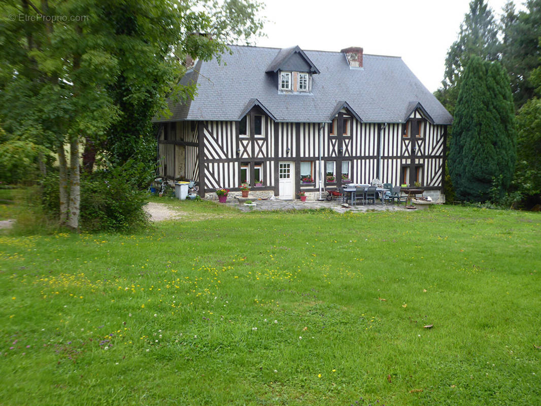 Maison à PONT-L&#039;EVEQUE