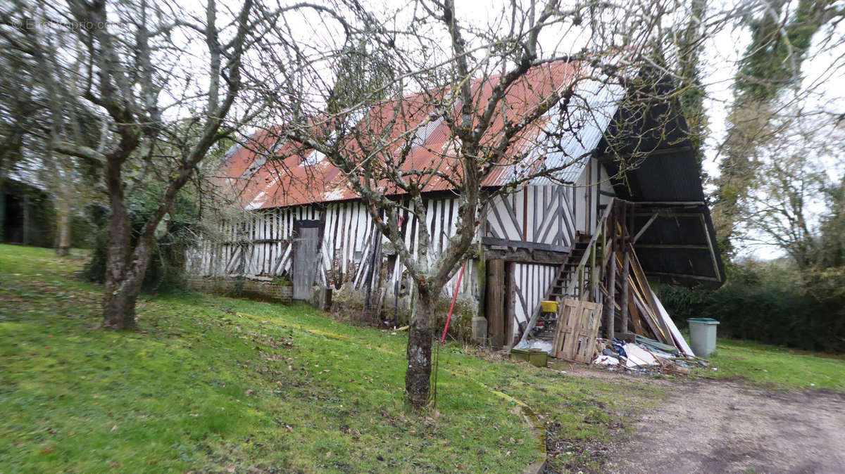 Maison à PONT-L&#039;EVEQUE