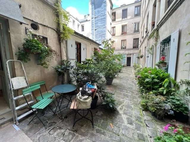 Appartement à PARIS-18E