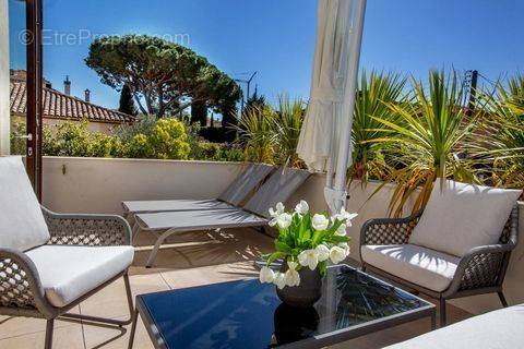 Appartement à SAINT-TROPEZ