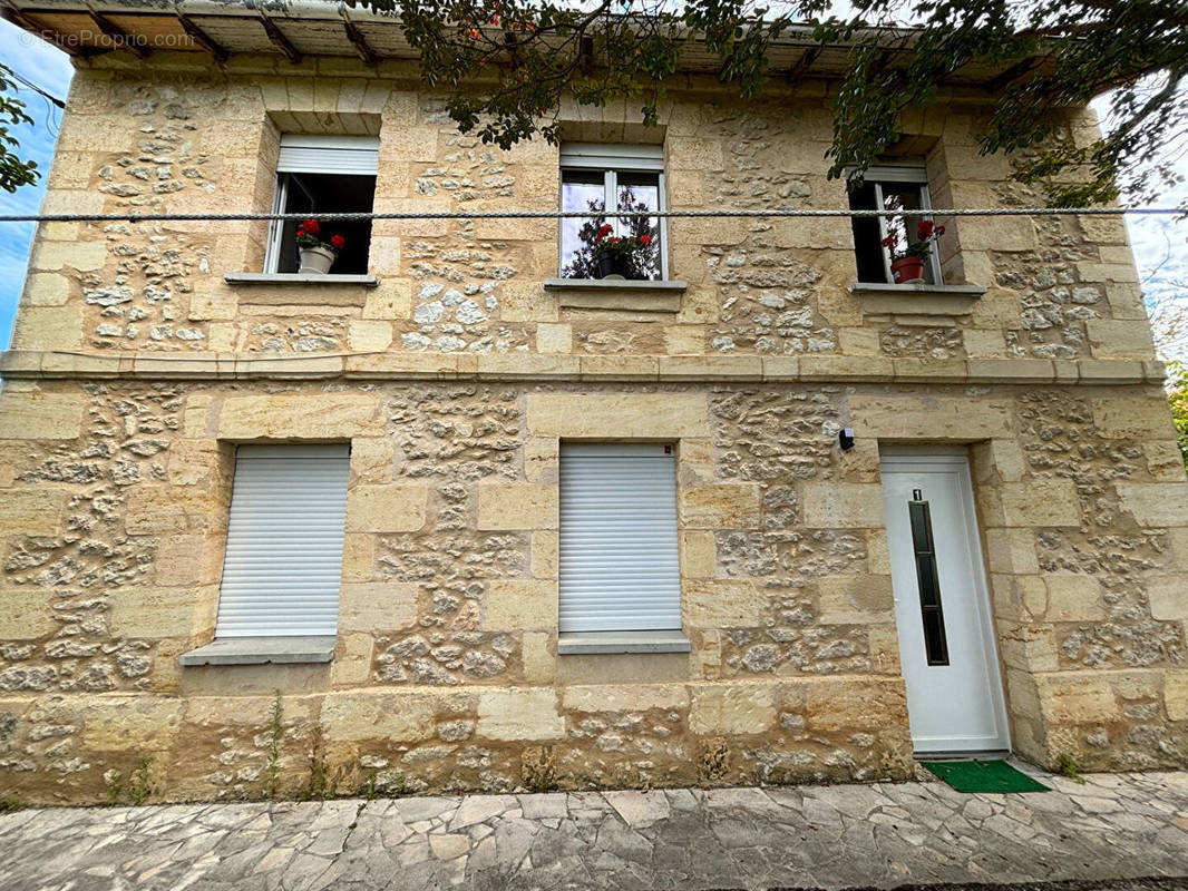 Appartement à BLAYE