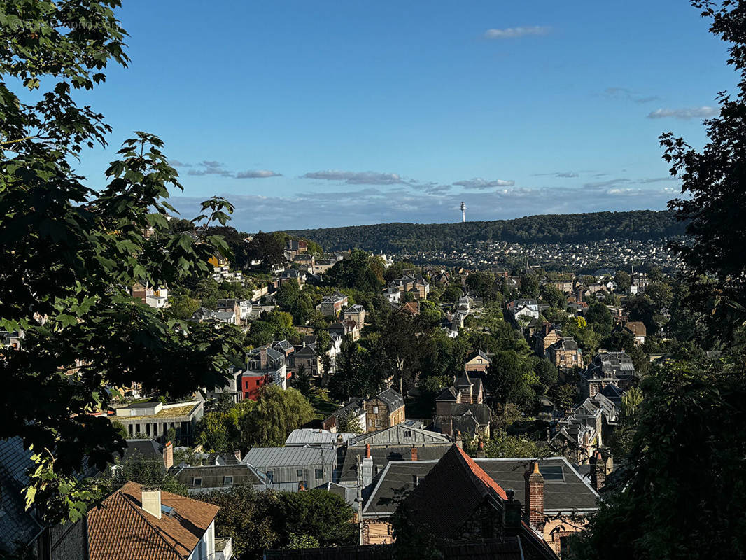 Terrain à ROUEN