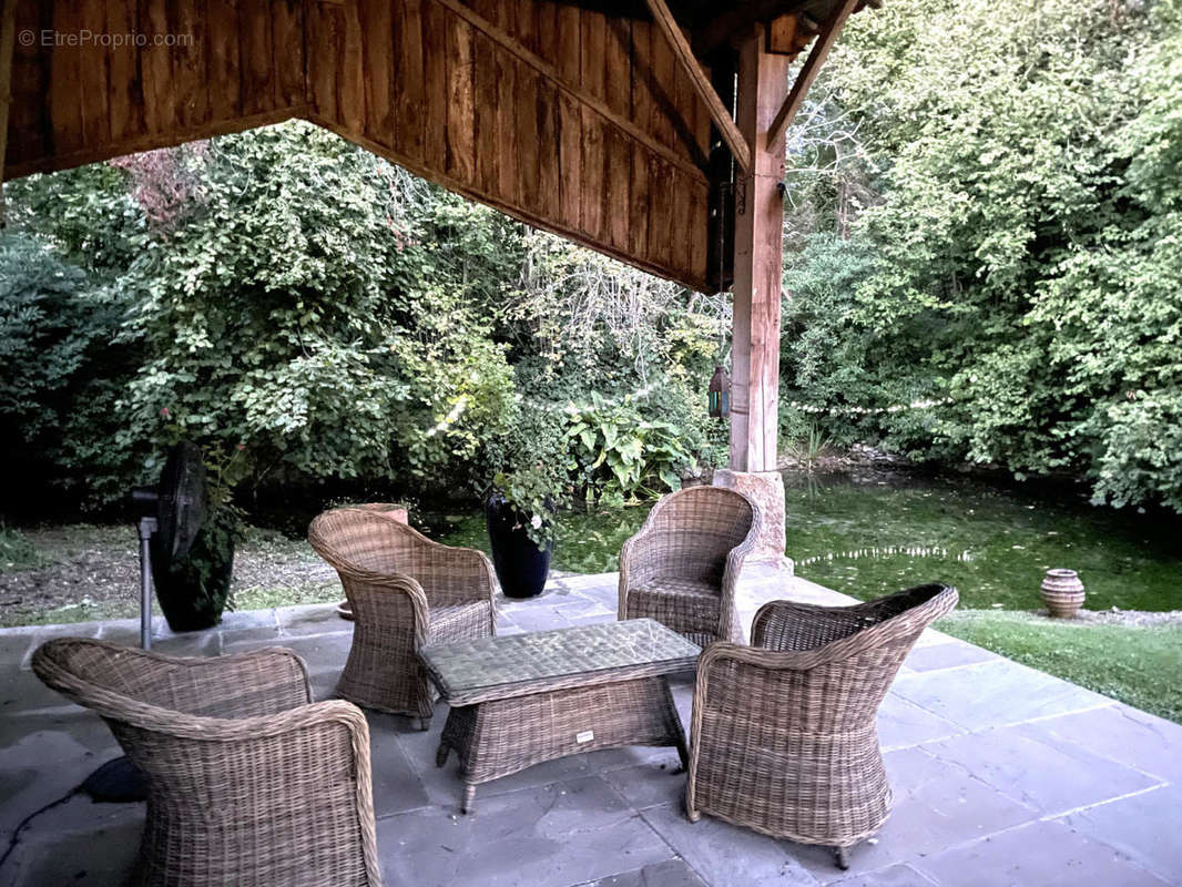 OPEN BARN - Maison à CHEF-BOUTONNE