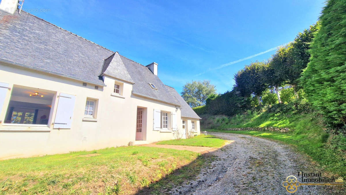 Maison à CARANTEC