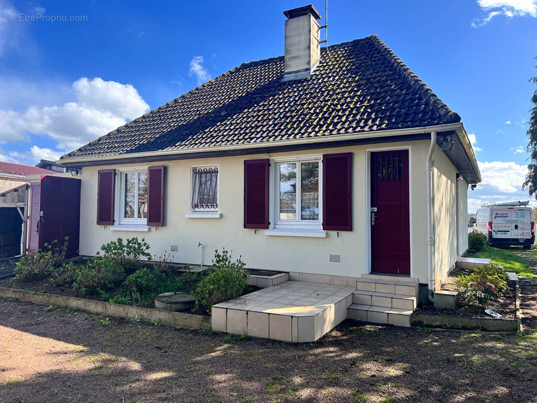 Maison à CHATILLON-EN-BAZOIS