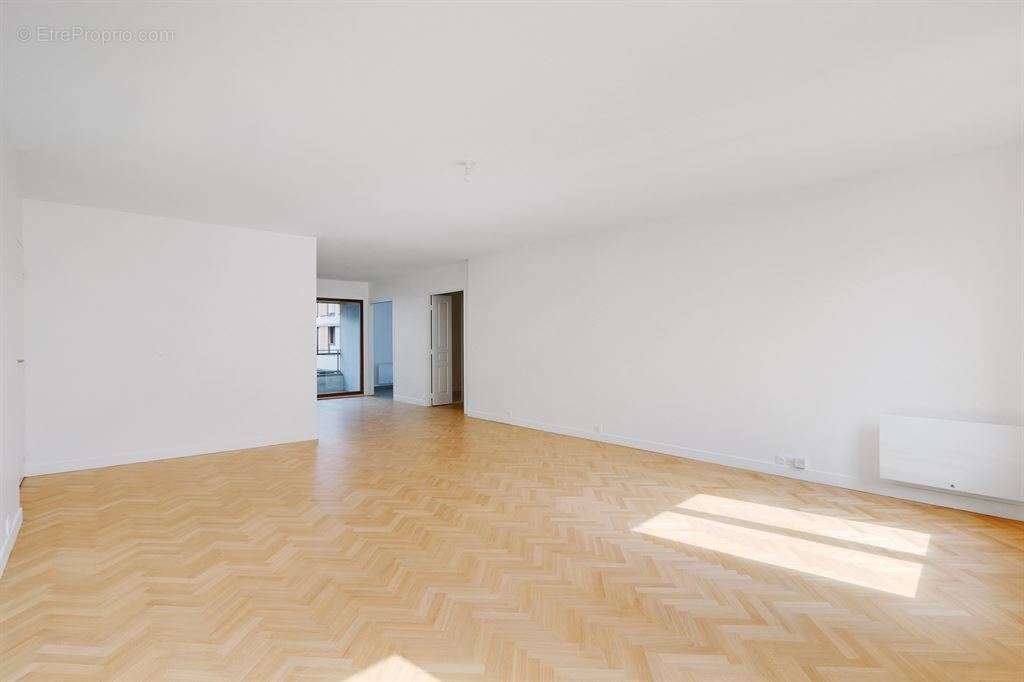 Appartement à PARIS-20E