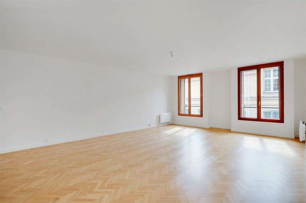 Appartement à PARIS-20E