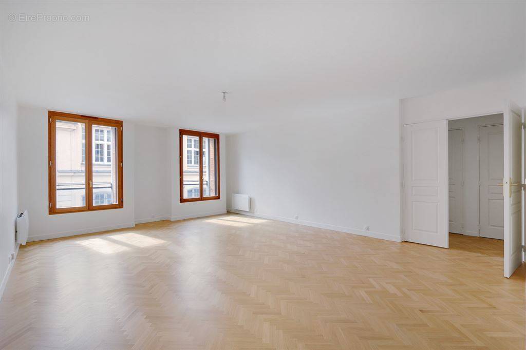 Appartement à PARIS-20E