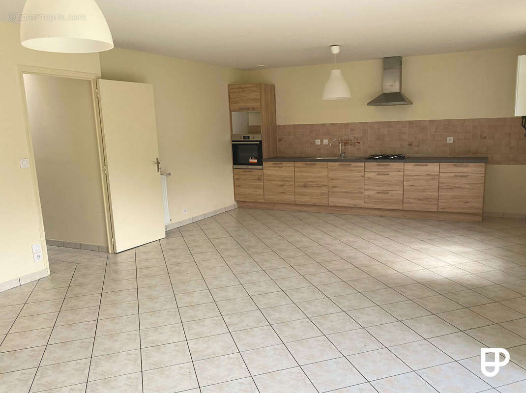 Appartement à CAULNES