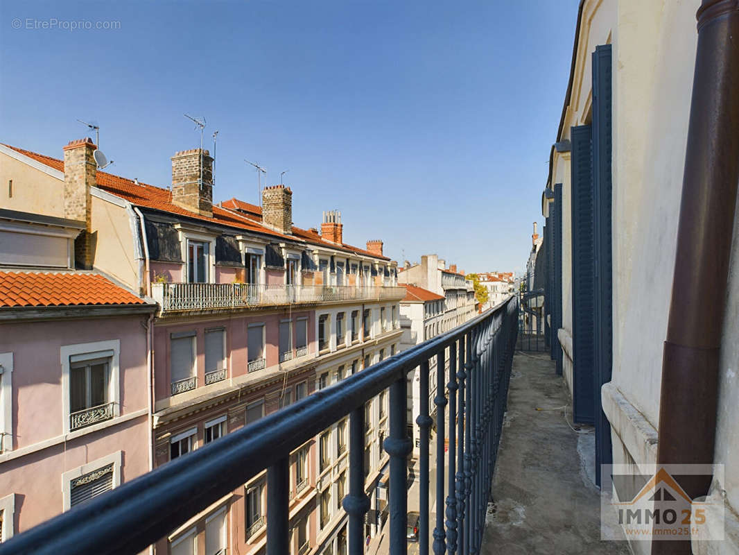 Appartement à LYON-6E