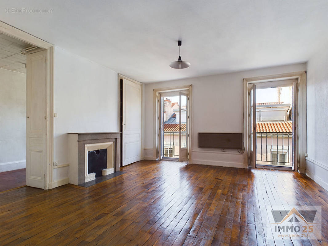 Appartement à LYON-6E