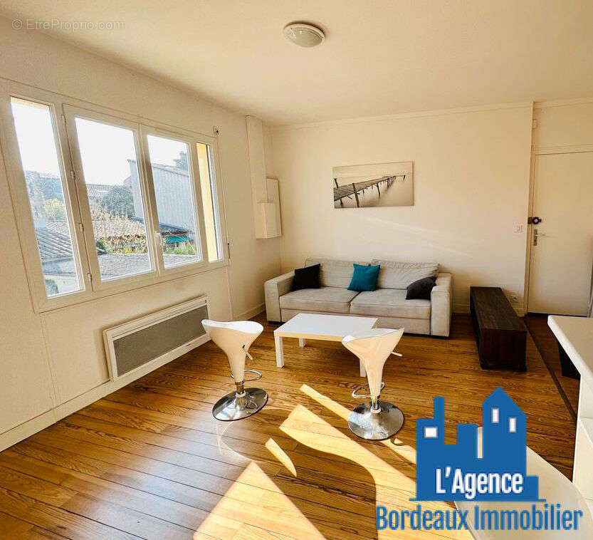 Appartement à BORDEAUX