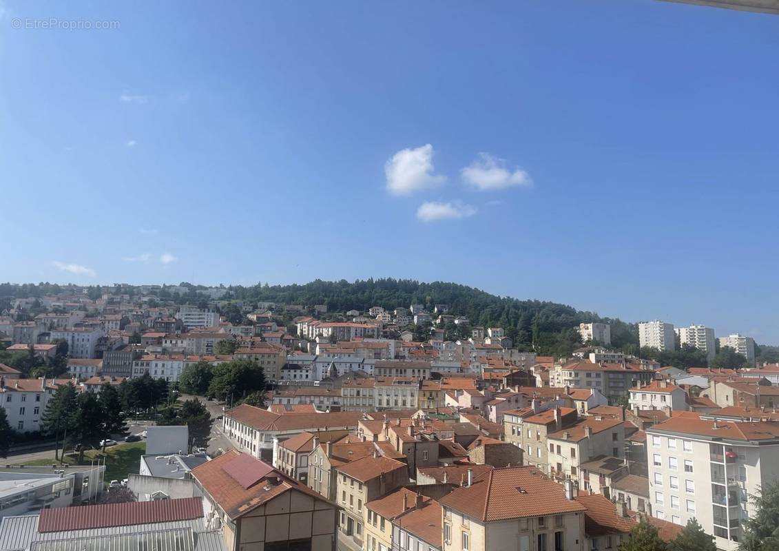 Appartement à SAINT-ETIENNE