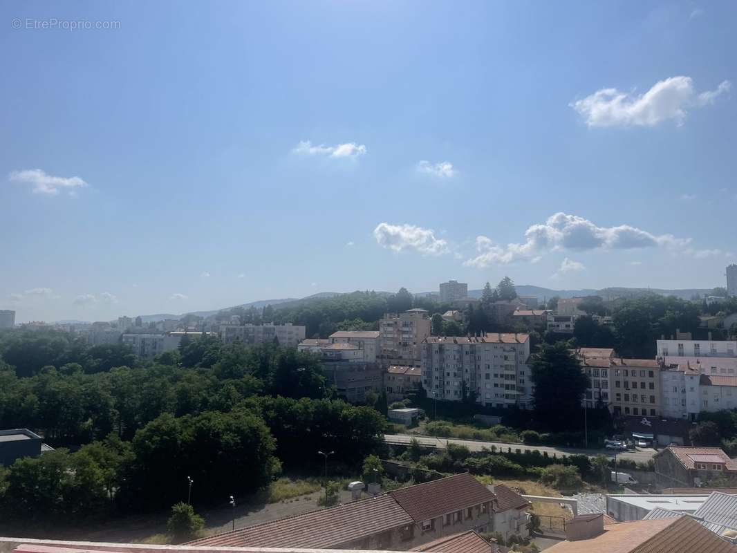 Appartement à SAINT-ETIENNE