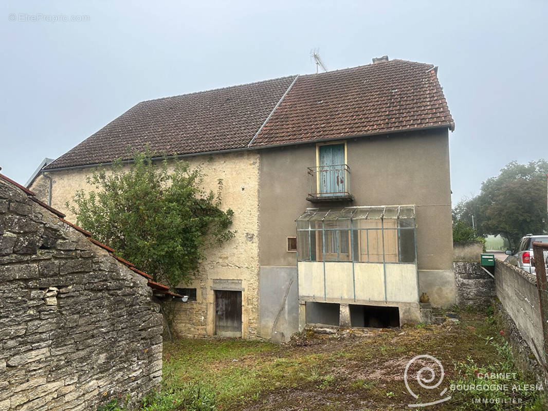 Maison à THENISSEY