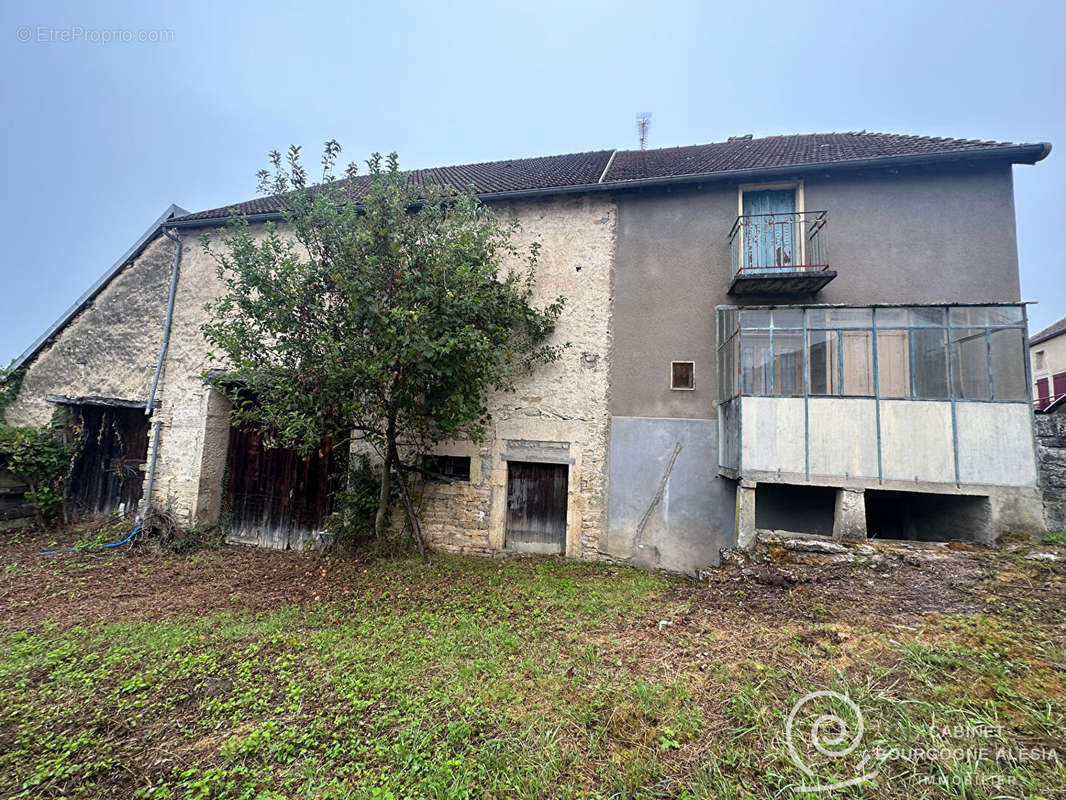 Maison à THENISSEY