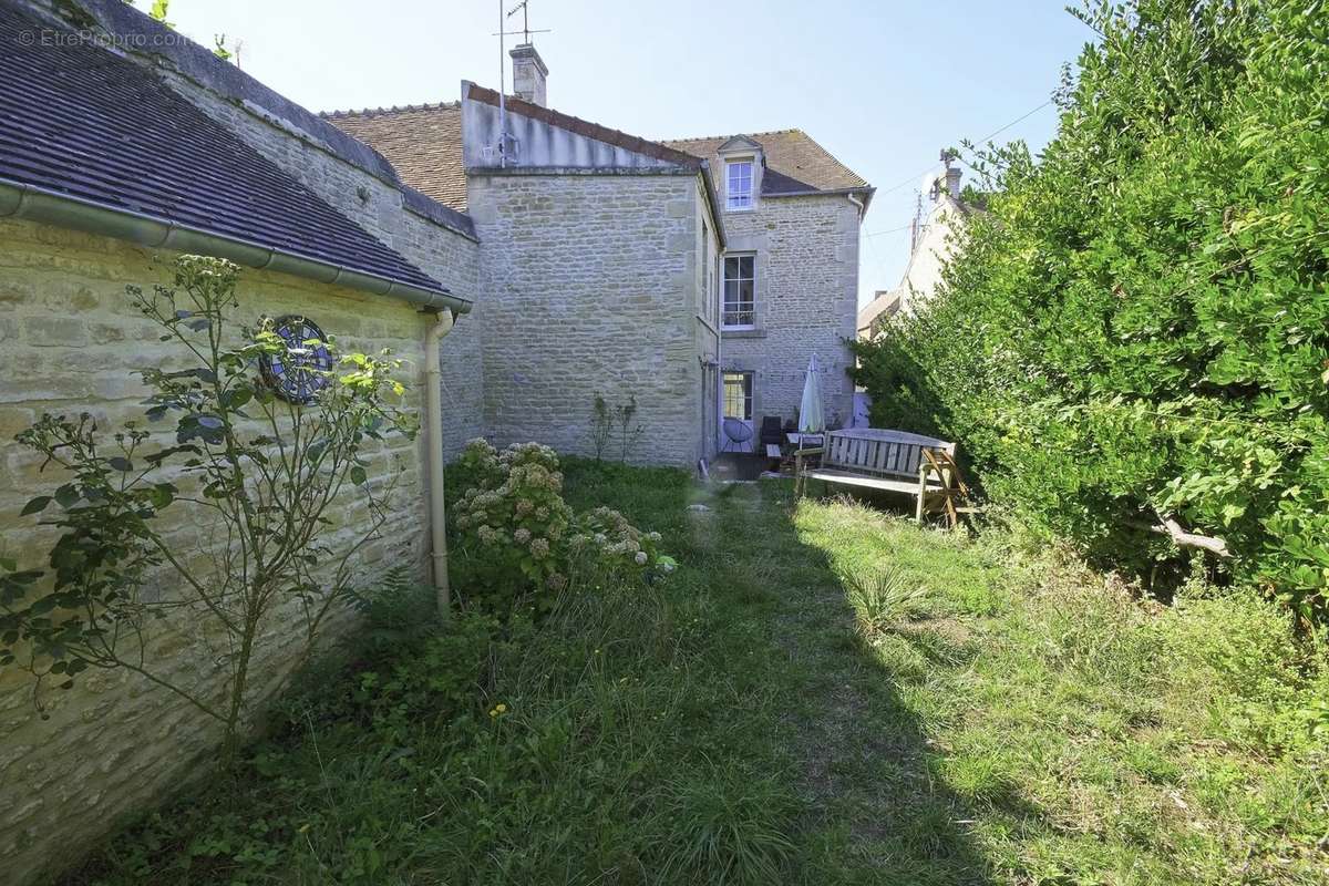 Maison à LANGRUNE-SUR-MER