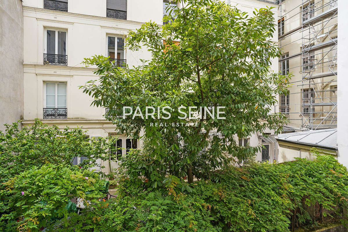 Appartement à PARIS-7E