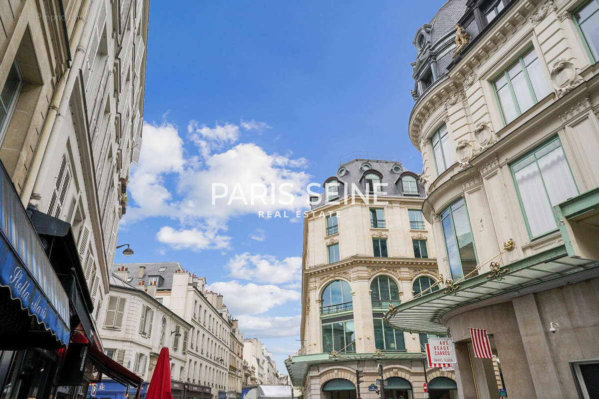 Appartement à PARIS-7E