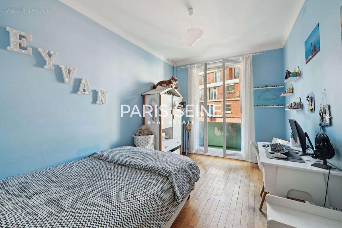 Appartement à PARIS-15E