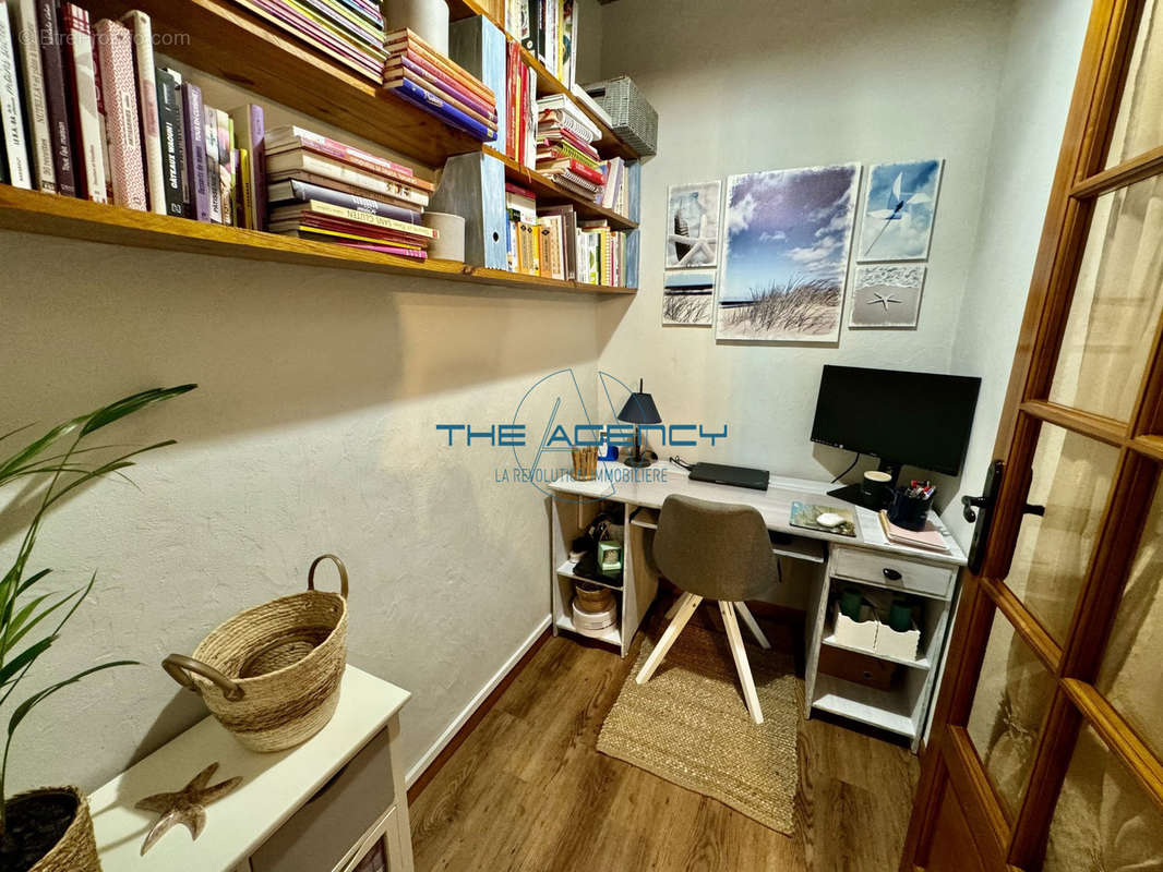 Appartement à MARSEILLE-3E