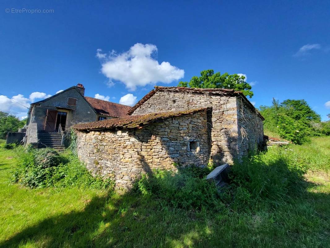 Maison à VIDAILLAC