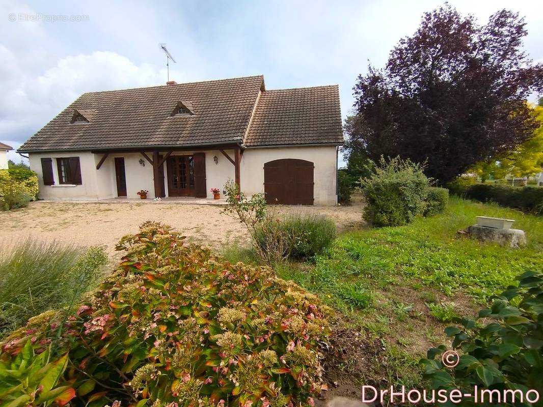 Maison à BOURGUEIL