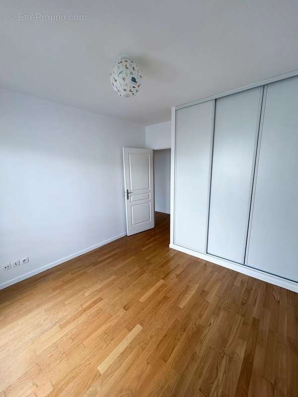 Appartement à LEVALLOIS-PERRET