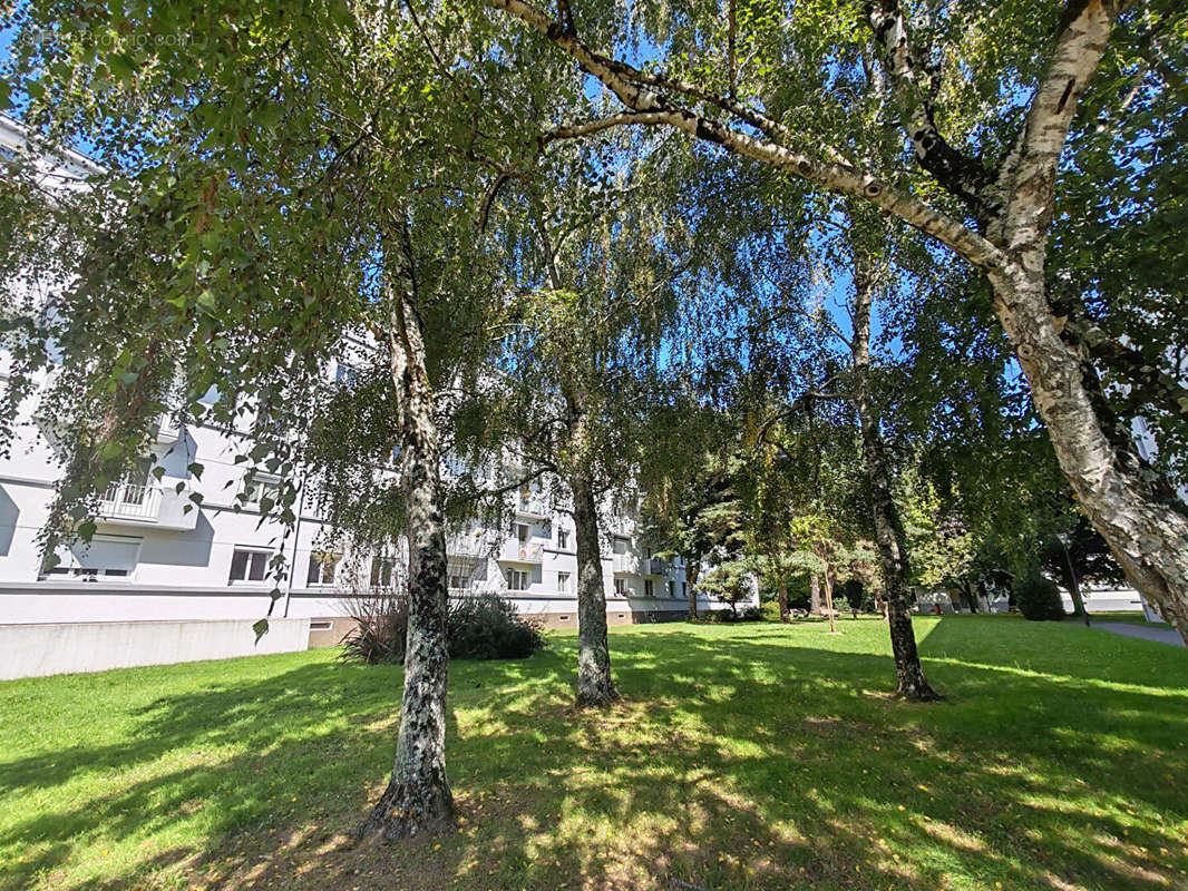 Appartement à SAINT-SEBASTIEN-SUR-LOIRE