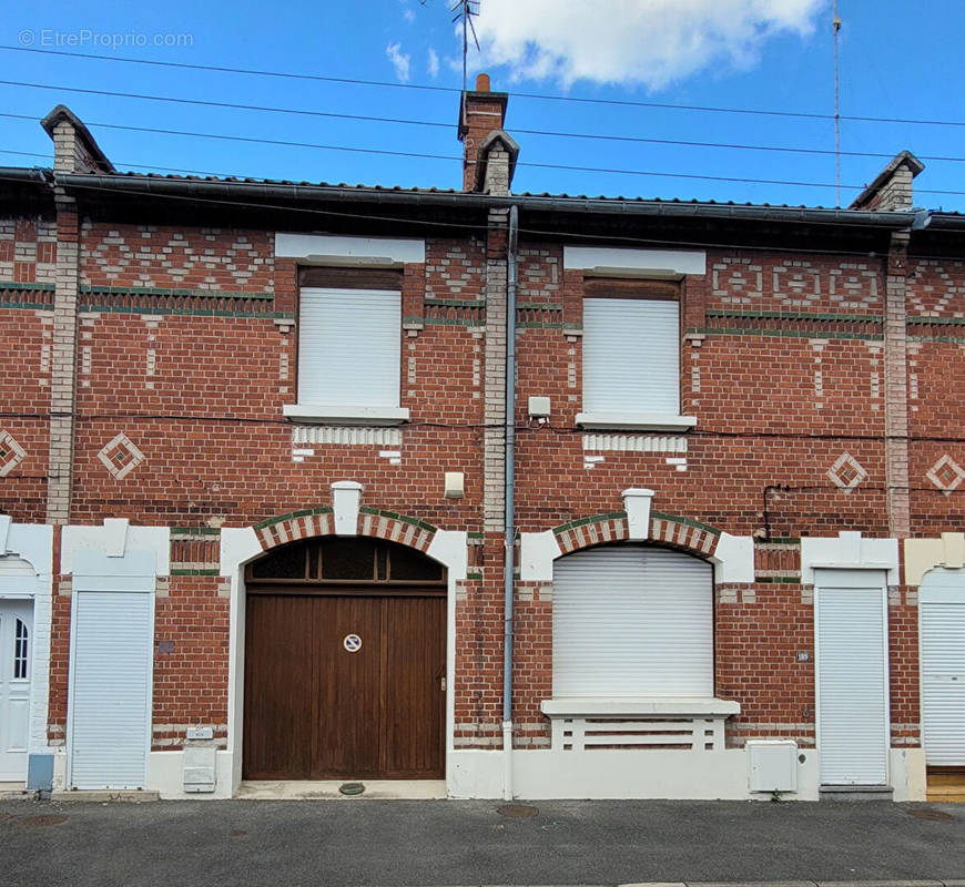 Maison à SAINT-AMAND-LES-EAUX