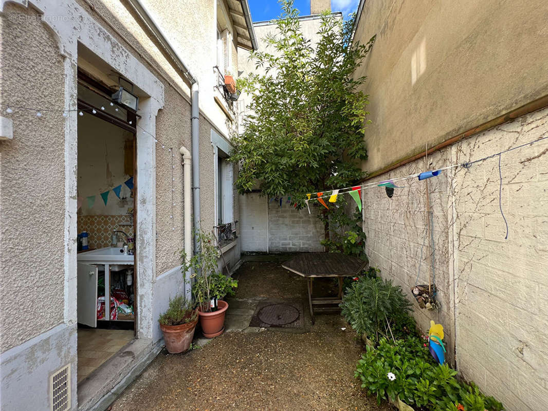 Maison à MAISONS-LAFFITTE