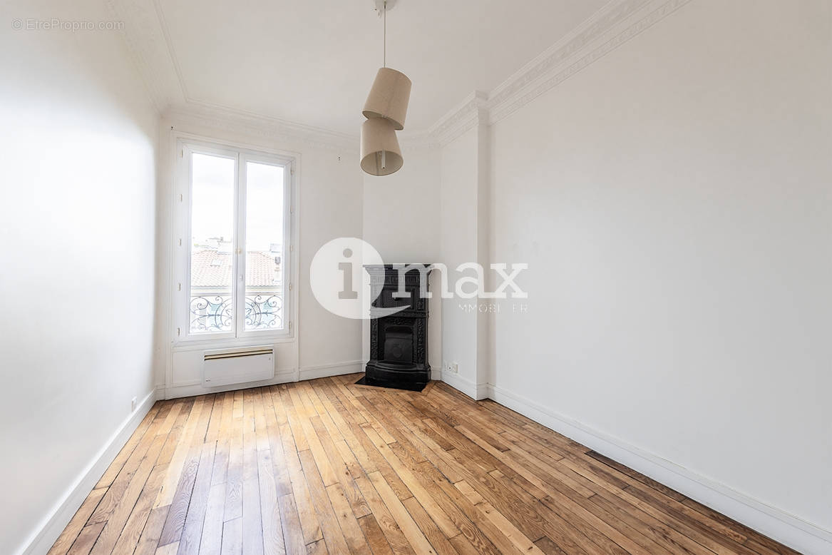 Appartement à LEVALLOIS-PERRET