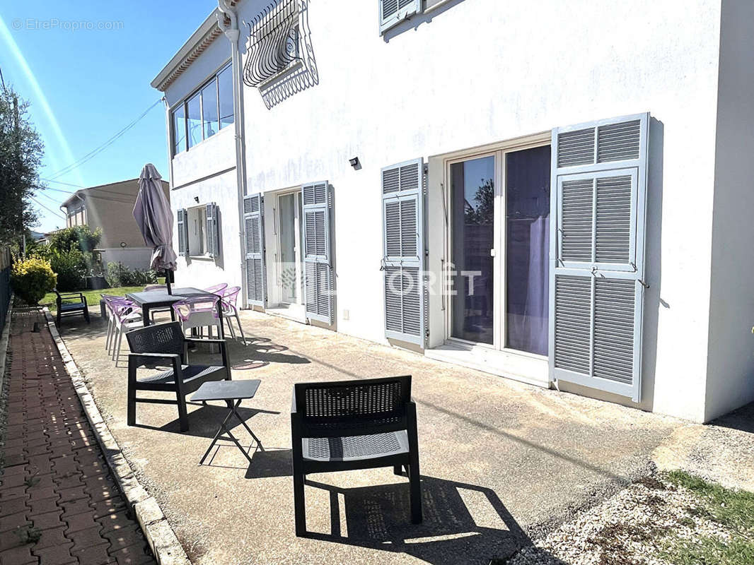 Maison à CAGNES-SUR-MER