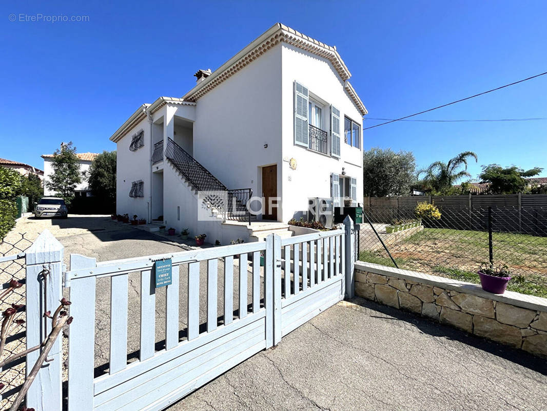 Maison à CAGNES-SUR-MER